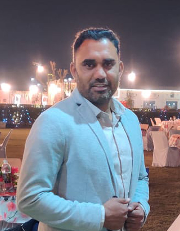 Surendra Singh — Co-Founder, CabinWala